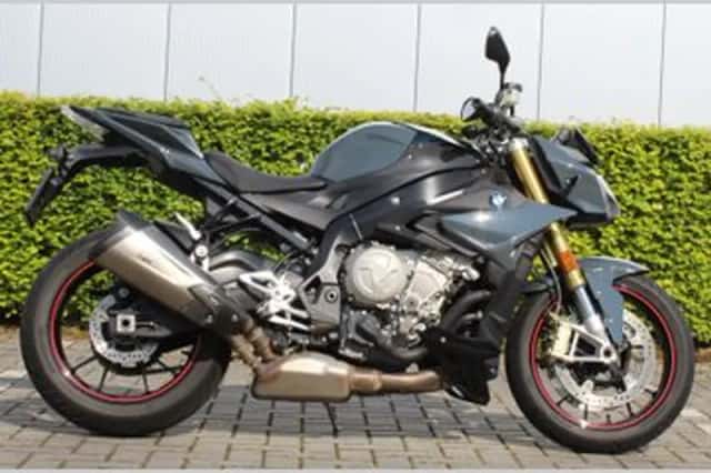 BMW S (2017) thumbnail 6