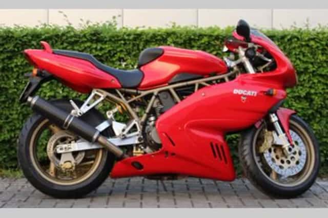 Ducati 900 (1999) thumbnail 6