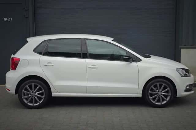 Volkswagen Polo (2015) thumbnail 5