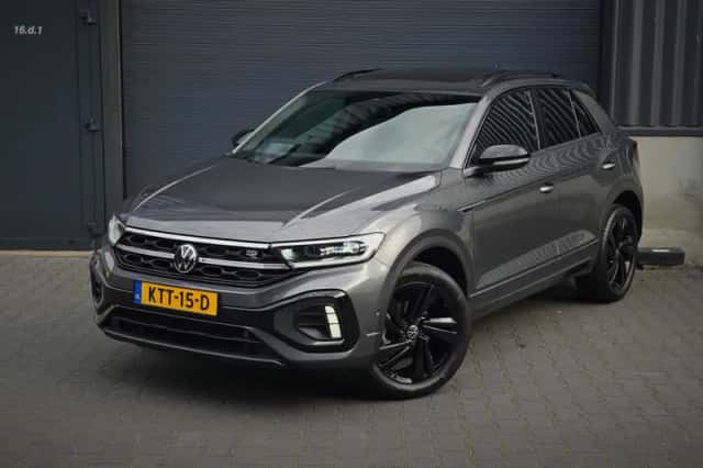 Volkswagen T-Roc (2022) thumbnail 1