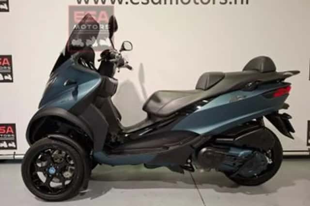 PIAGGIO MP3 (2015) thumbnail 1