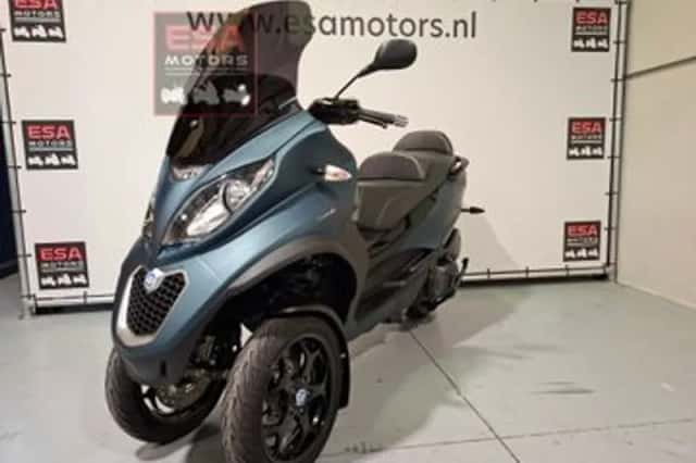 PIAGGIO MP3 (2015) thumbnail 4