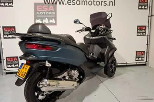 PIAGGIO MP3 (2015) thumbnail 5