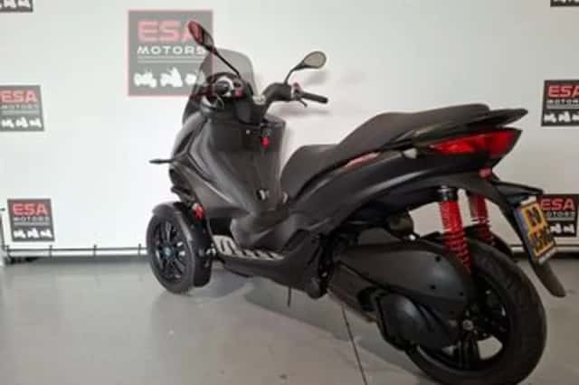 PIAGGIO MP3 (2022) thumbnail 5