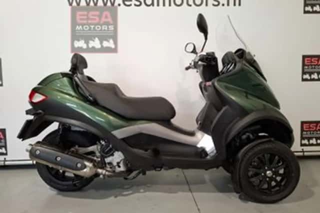 PIAGGIO MP3 (2008) thumbnail 2