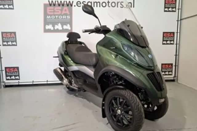 PIAGGIO MP3 (2008) thumbnail 3