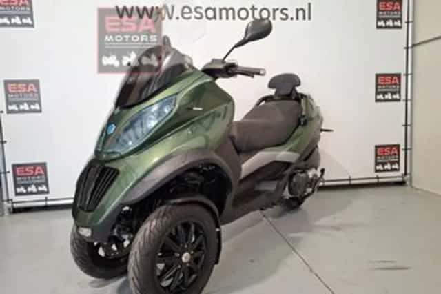 PIAGGIO MP3 (2008) thumbnail 4