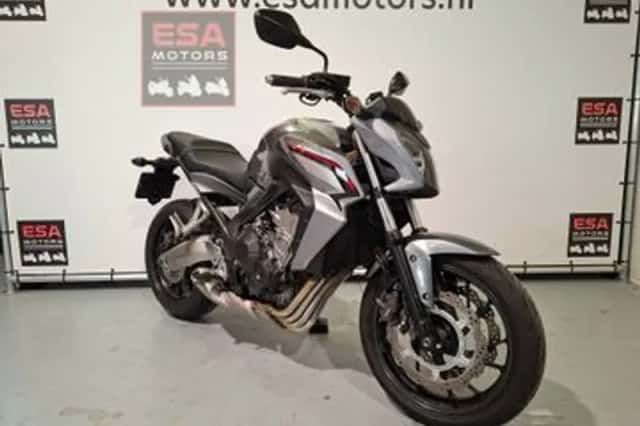 Honda CB (2015) thumbnail 3