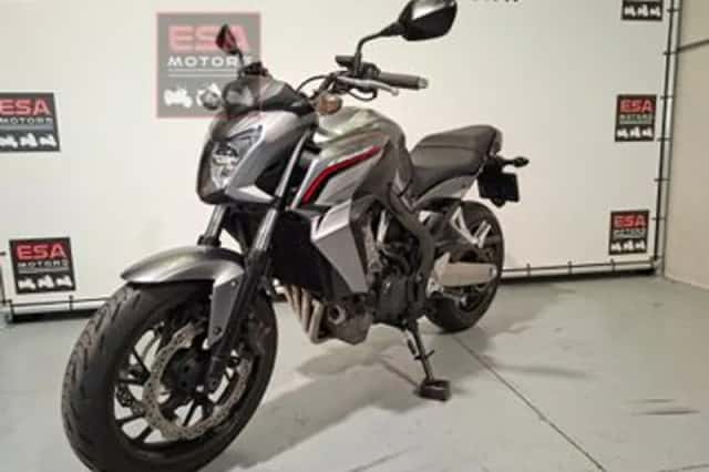 Honda CB (2015) thumbnail 4
