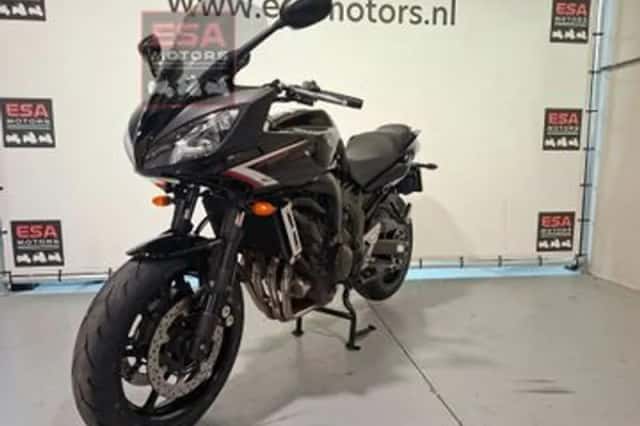 YAMAHA FZ (2010) thumbnail 4