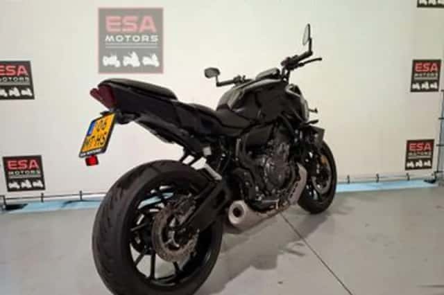 YAMAHA MT (2023) thumbnail 5