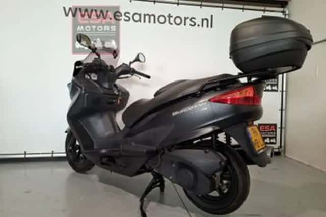 Suzuki BURGMAN (2012) thumbnail 5