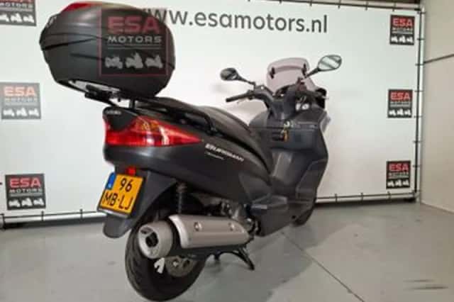 Suzuki BURGMAN (2012) thumbnail 6