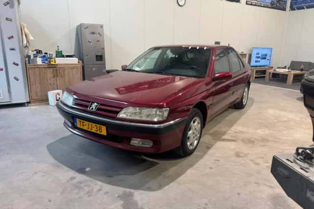 Peugeot 605 (1998) thumbnail 3
