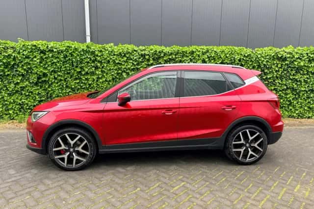 SEAT Arona (2019) thumbnail 2