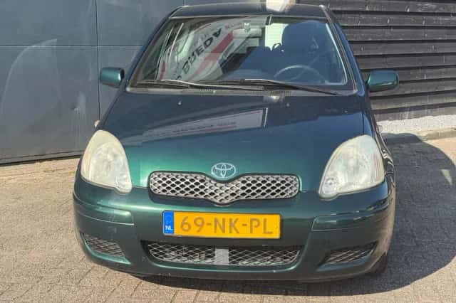 Toyota Yaris (2003) thumbnail 6