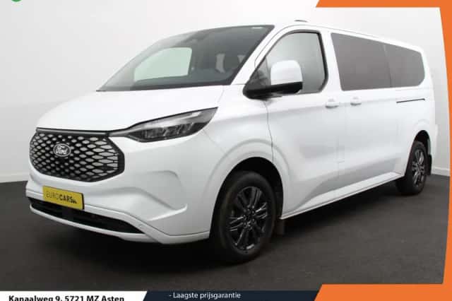 Ford Transit Custom (2025) thumbnail 1