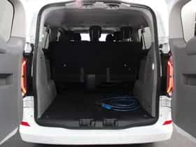 Ford Transit Custom (2025) thumbnail 13