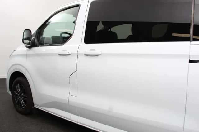 Ford Transit Custom (2025) thumbnail 5