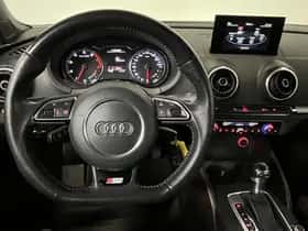 Audi A3 (2015) thumbnail 2