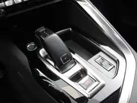 Peugeot 5008 (2021) thumbnail 17