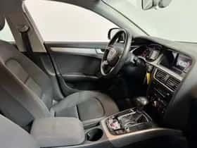 Audi A4 (2015) thumbnail 28