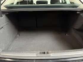Audi A4 (2015) thumbnail 29