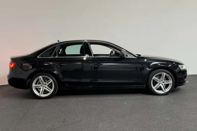Audi A4 (2015) thumbnail 6