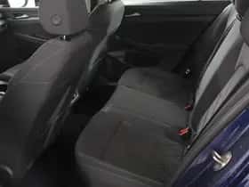 Volkswagen Golf (2021) thumbnail 12