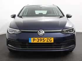 Volkswagen Golf (2021) thumbnail 4
