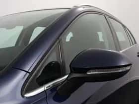 Volkswagen Golf (2021) thumbnail 33