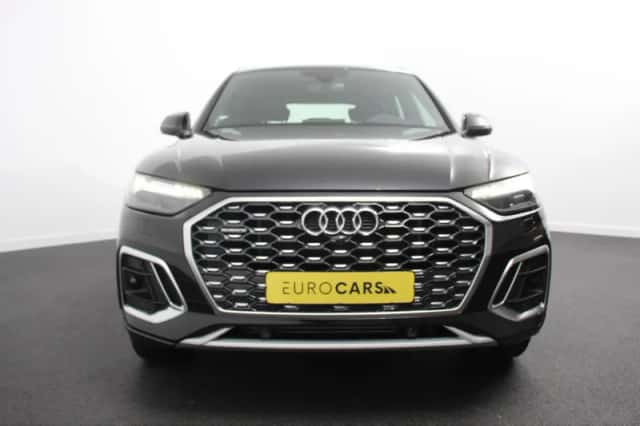 Audi Q5 (2021) thumbnail 2