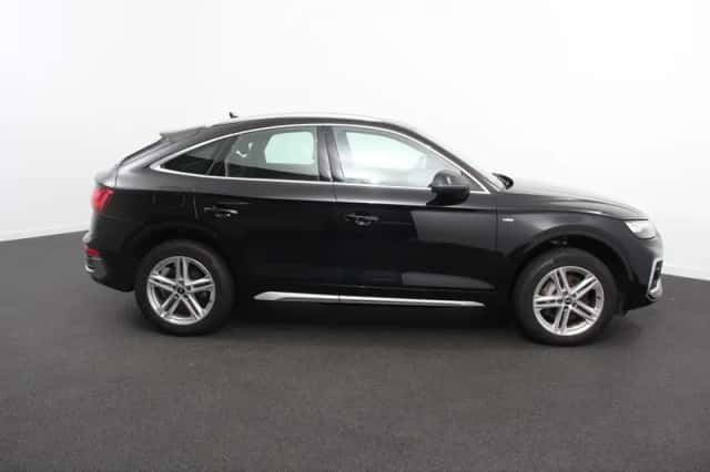 Audi Q5 (2021) thumbnail 5