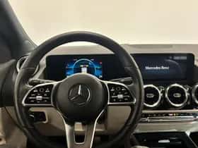 Mercedes-Benz GLA (2021) thumbnail 13