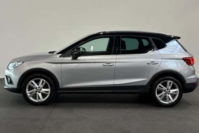 SEAT Arona (2021) thumbnail 5