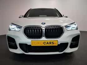 BMW X1 (2021) thumbnail 4