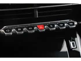 Peugeot 2008 (2023) thumbnail 18