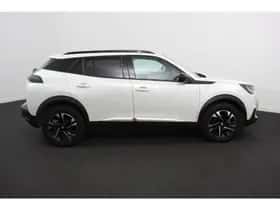 Peugeot 2008 (2023) thumbnail 5