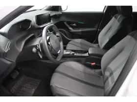 Peugeot 2008 (2023) thumbnail 7