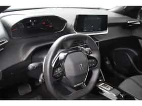 Peugeot 2008 (2023) thumbnail 9
