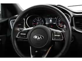 Kia Proceed (2020) thumbnail 14