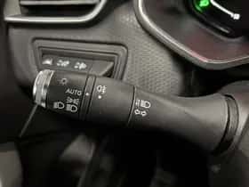 Renault Clio (2021) thumbnail 24