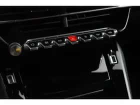 Peugeot 2008 (2023) thumbnail 16