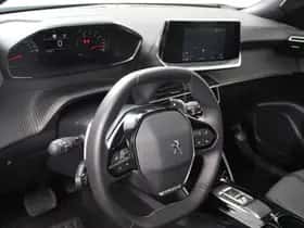 Peugeot 2008 (2023) thumbnail 27