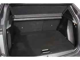Peugeot 2008 (2023) thumbnail 6