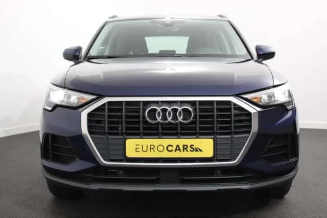 Audi Q3 (2021) thumbnail 4