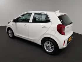 Kia Picanto (2023) thumbnail 25