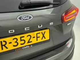 Ford Focus (2022) thumbnail 13