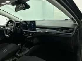 Ford Focus (2022) thumbnail 18