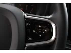 Volvo V60 (2019) thumbnail 16